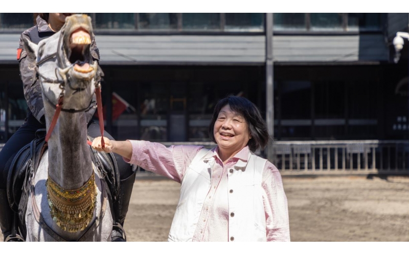 著名作家畢淑敏：新疆古生態(tài)園，值得來！